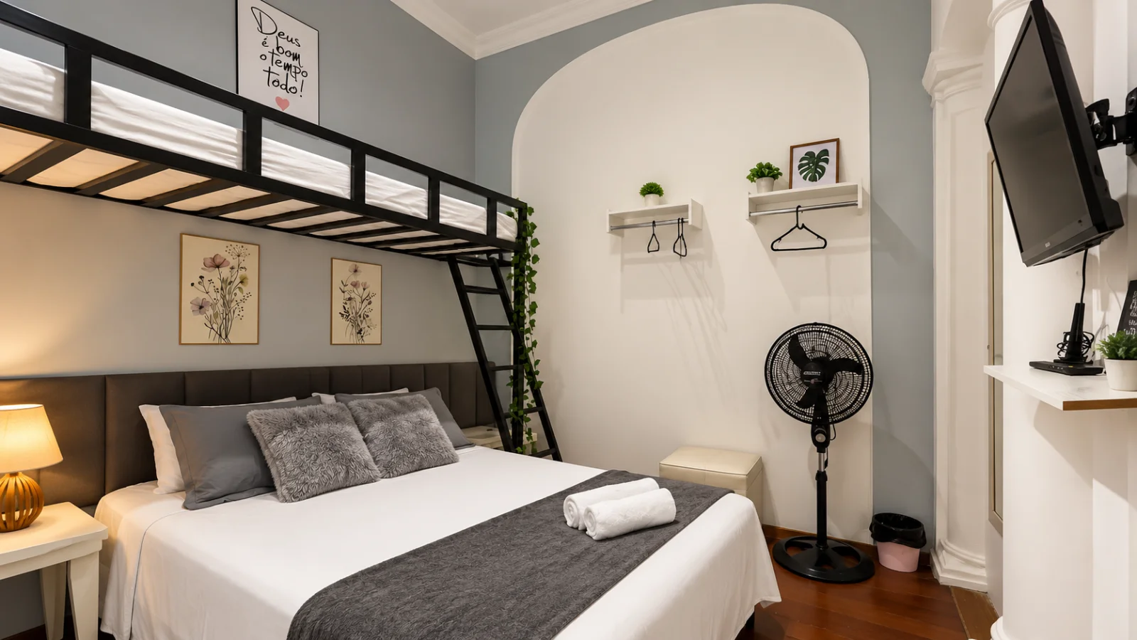 Quarto Museu de Cera - Hotel Cidade Imperial